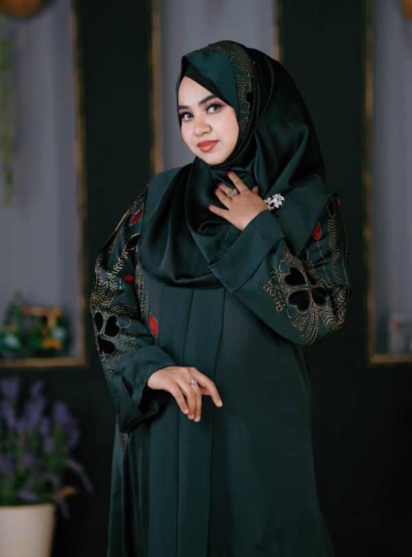প্রিমিয়াম জাফরান ফ্যাব্রিক কাপড়ের বোরকা