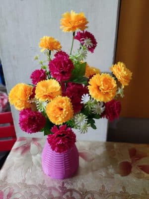  ১পিস পাচ্ছেন ফুল ১০ থেকে ১২ ইঞ্চি লম্বা